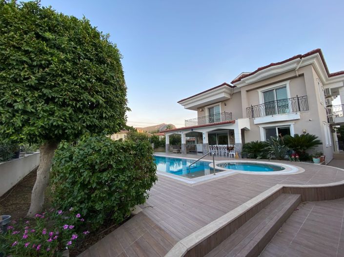 Image No.23-5 Bed Villa for sale