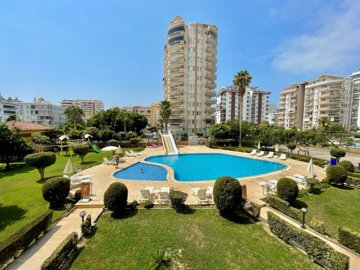 Alanya Apartment For Sale 300m From The Beach In Mahmutlar – Stunning complex with huge social gardens