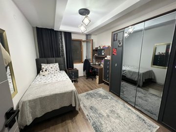 Immaculate Apartment In Kusadasi For Sale With A Shared Pool - Large bedrooms