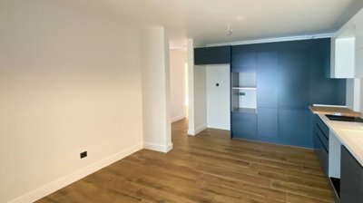 Alluring Apartments In Kusadasi For Sale - Room for dining space