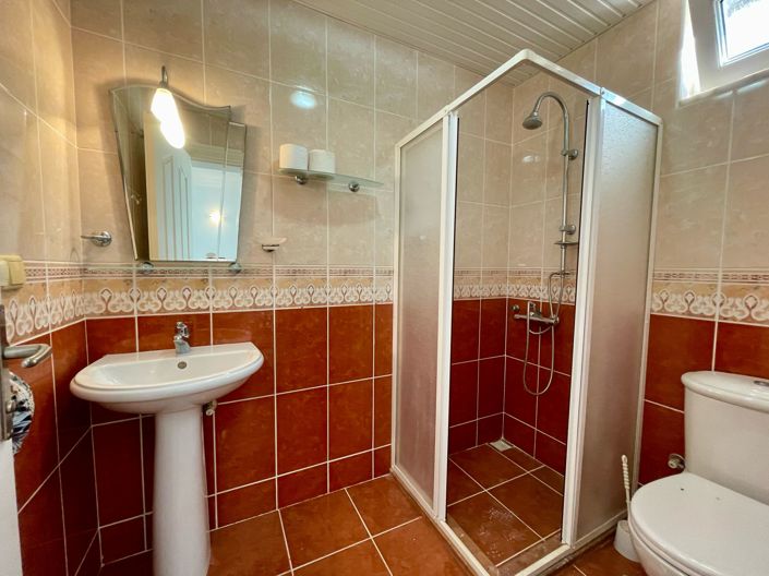 Image No.17-3 Bed Villa for sale