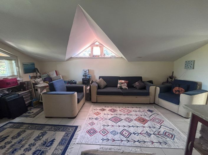 Image No.10-5 Bed Villa for sale