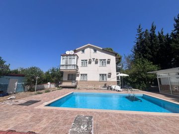 Three-Storey Dalyan Villa For Sale In Ortaca - A large property with vast private garden