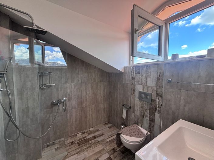 Image No.19-4 Bed Villa for sale