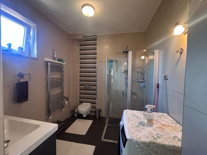 Image No.9-4 Bed Villa for sale