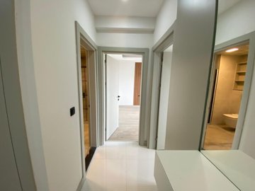 Versatile Apartments In Kusadasi For Sale With A Shared Pool - Entrance hallway
