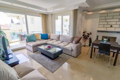 Furnished Investment Property For Sale In Alanya – Open-plan living space