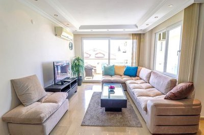 Furnished Investment Property For Sale In Alanya – Beautifully furnished lounge