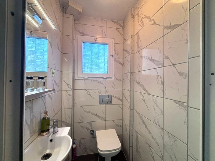 Image No.12-2 Bed Villa for sale