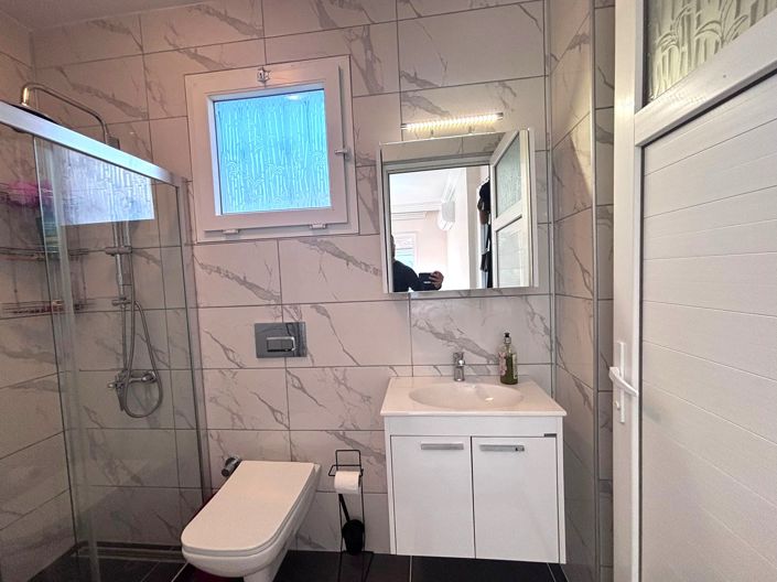 Image No.16-2 Bed Villa for sale