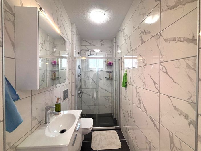 Image No.19-2 Bed Villa for sale