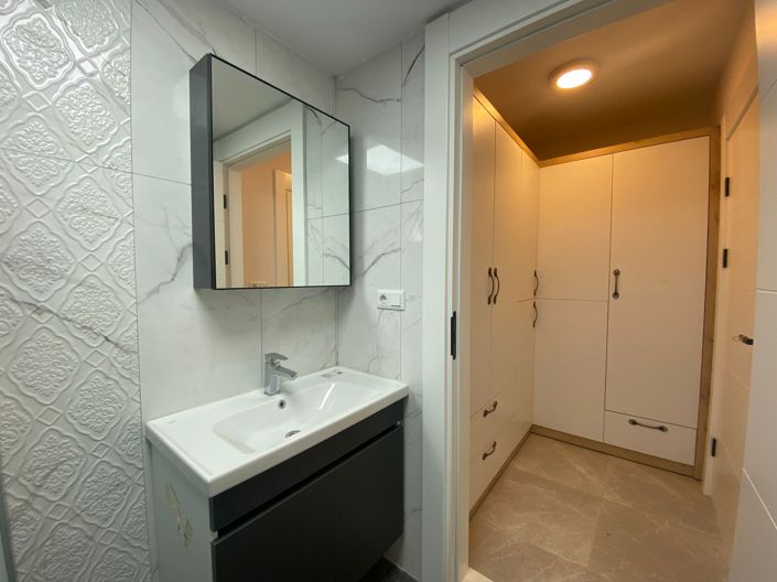 Image No.20-4 Bed Villa for sale