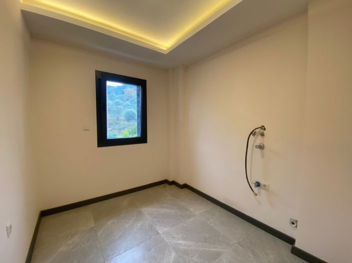 Image No.22-4 Bed Villa for sale