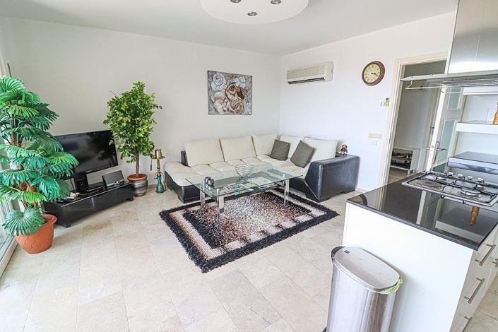 Image No.6-3 Bed Apartment for sale