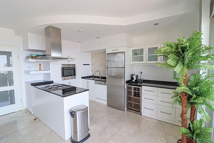 Image No.7-3 Bed Apartment for sale