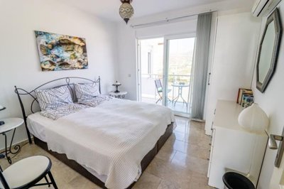 Meticulous Investment Property For Sale In Alanya – Double bedroom with private balcony