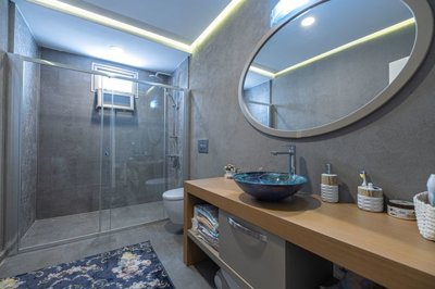 5-Bed Yalikavak Villa- Master Ensuite Shower Room