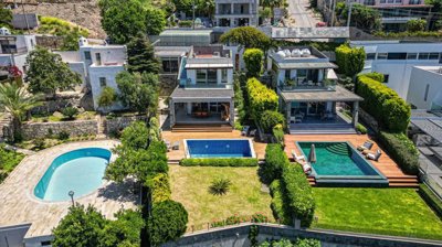 5-Bed Yalikavak Villa- Vast Plot