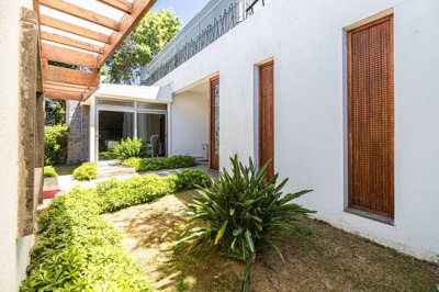 5-Bed Yalikavak Villa- Landscaped Garden