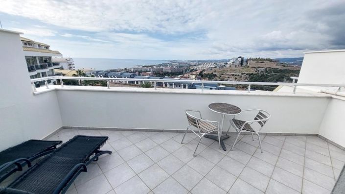 Image No.19-3 Bed Apartment for sale