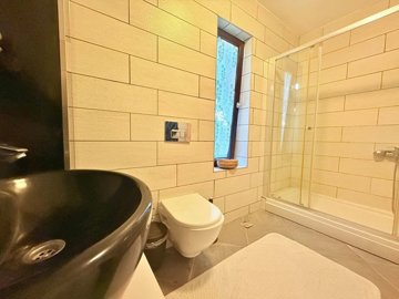Beautiful Yalikavak Property For Sale - Exquisite shower room