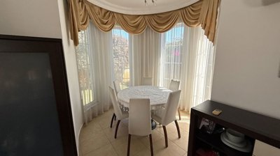 Attractive Detached Villa For Sale in Belek - Delightful dining area
