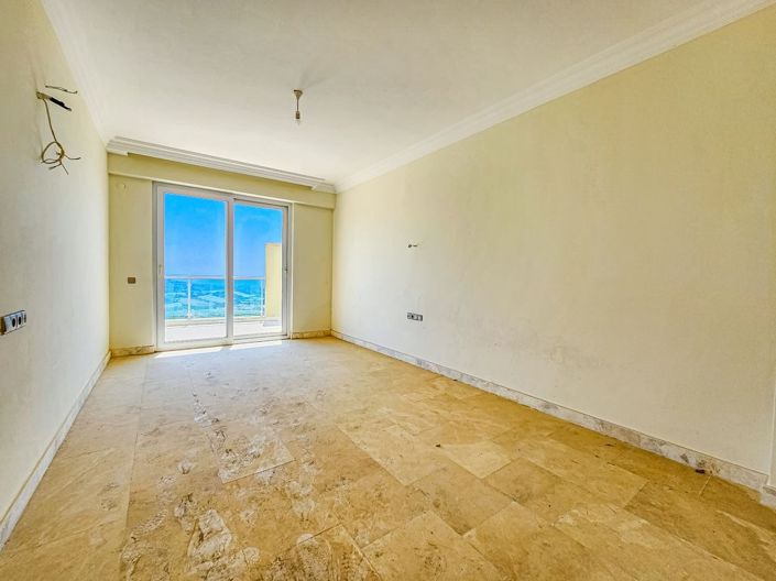 Image No.11-3 Bed Apartment for sale