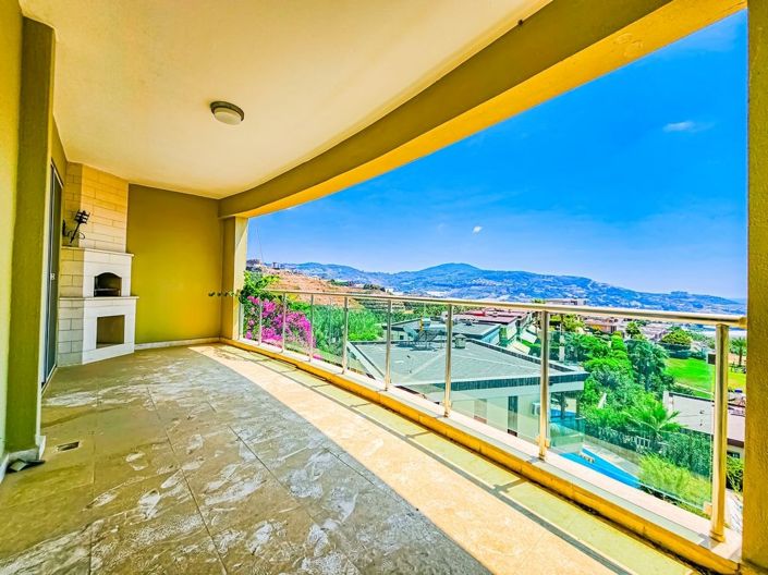 Image No.7-3 Bed Apartment for sale