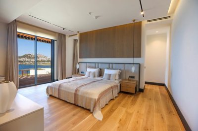 Beautiful Seafront Yalikavak Residences and Villas – Spacious double bedroom