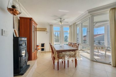 Sea View Alanya Villa For Sale - Beautiful dining area