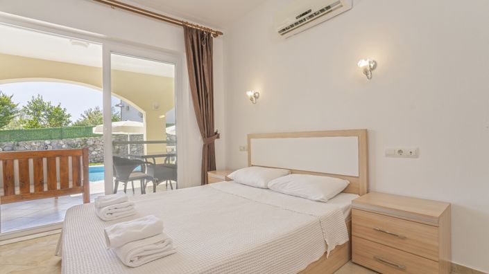 Image No.9-3 Bed Bungalow for sale