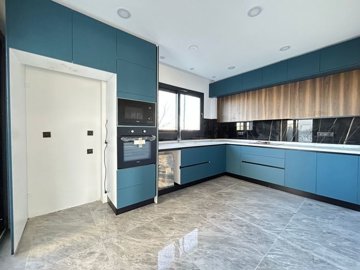 Didim Property In A Luxury Complex For Sale – Large fully fitted kitchen