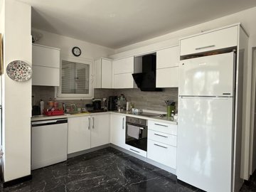 Charming Three-Bedroom Bodrum Property For sale - Modern kitchen