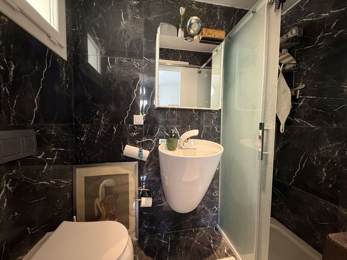 Image No.14-3 Bed Apartment for sale