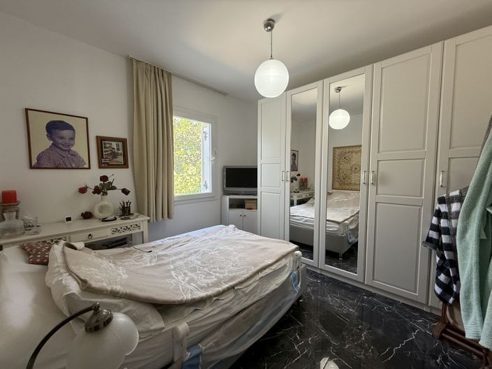 Image No.15-3 Bed Apartment for sale