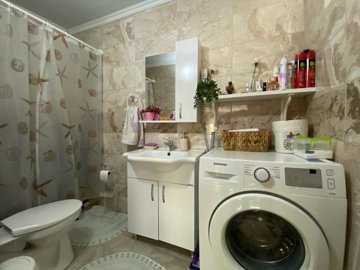 Sea View Three-Bedroom Kusadasi Villa For Sale - Second bathroom