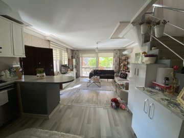 Sea View Three-Bedroom Kusadasi Villa For Sale - Entrance through to the terrace