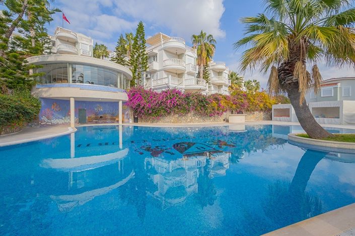 Image No.3-4 Bed Villa for sale