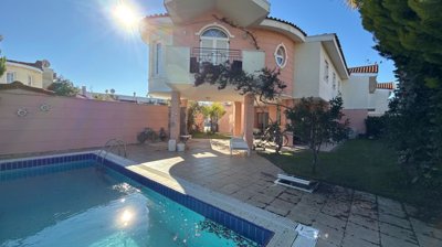 Riverfront Villa For Sale in Belek, Antalya With A Private Pool - Charming two-storey villa