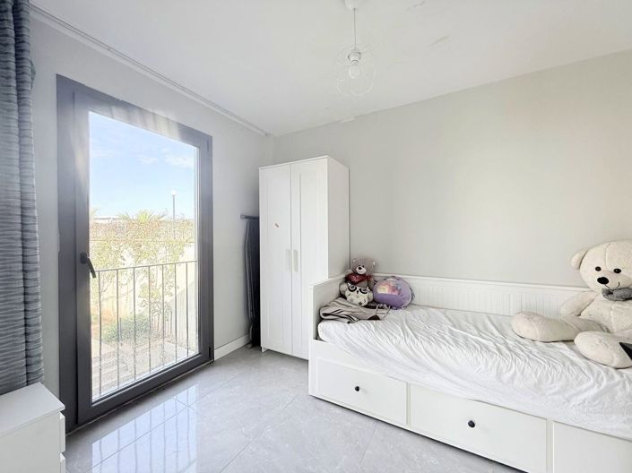 Image No.21-2 Bed Apartment for sale