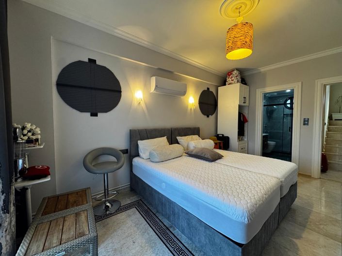 Image No.22-3 Bed Villa for sale