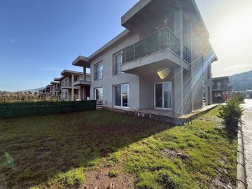 Modern Garden Apartment For Sale In Milas, Mugla - Main view of the garden apartment