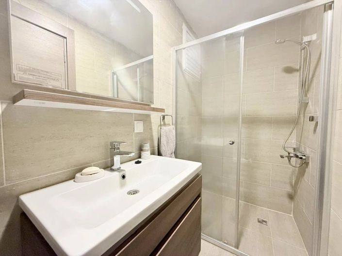 Image No.21-Appartement de 2 chambres à vendre à Güvercinlik