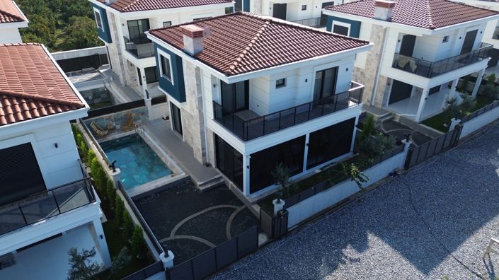 Image No.4-3 Bed Villa for sale