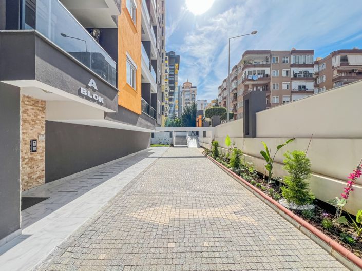 Image No.23-2 Bed Apartment for sale