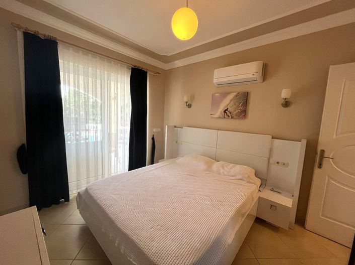 Image No.11-5 Bed Bungalow for sale