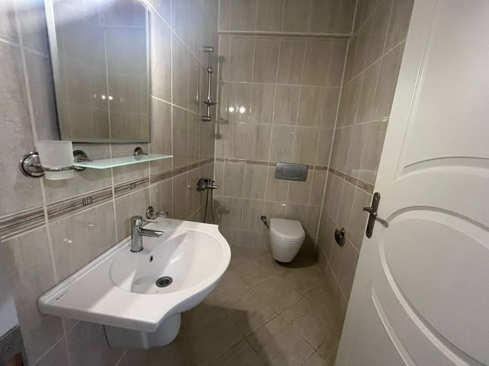 Image No.17-5 Bed Bungalow for sale