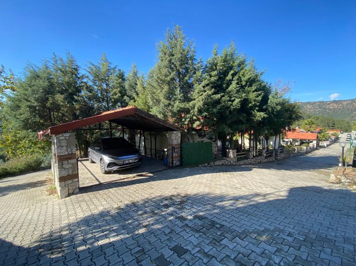 Image No.19-5 Bed Bungalow for sale