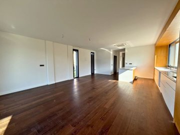 Modern Single-Storey Yalikavak Property For Sale - Very spacious lounge and kitchen