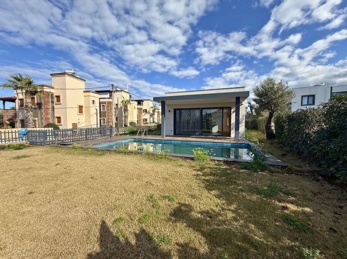 Image No.2-Villa de 4 chambres à vendre à Yalikavak